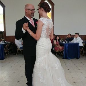 Size 2 Allure wedding dress